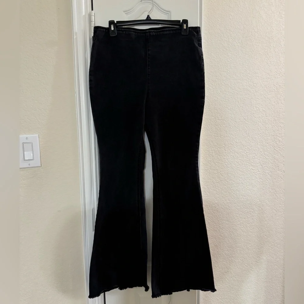 Knox Rose Black Denim Pants Jeans Flare  Leg Bohemian Large Stretchy 12 14